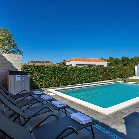 Casa Cassianus With Private Pool - Happy Prázdninový dům *