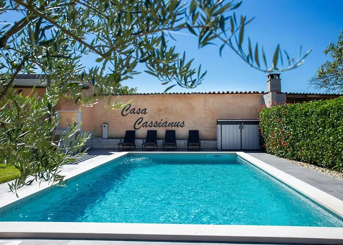 Casa Cassianus - Happy *